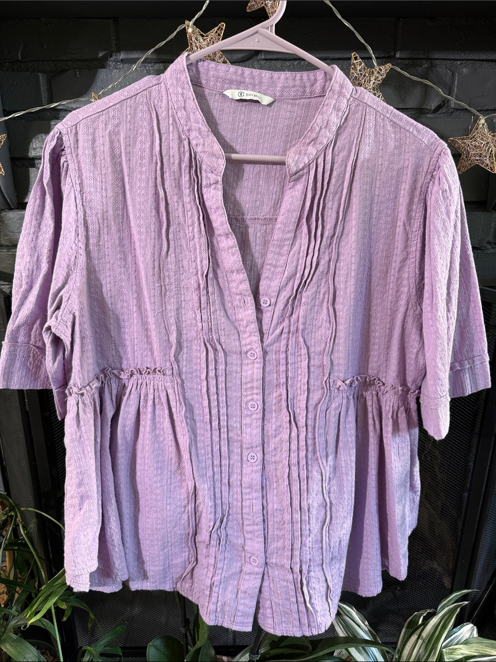 Relaxed Lavender Button-Front Women's Shirt with Pintuck Detail